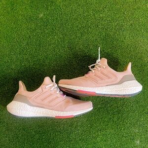 Adidas Ultraboost 22